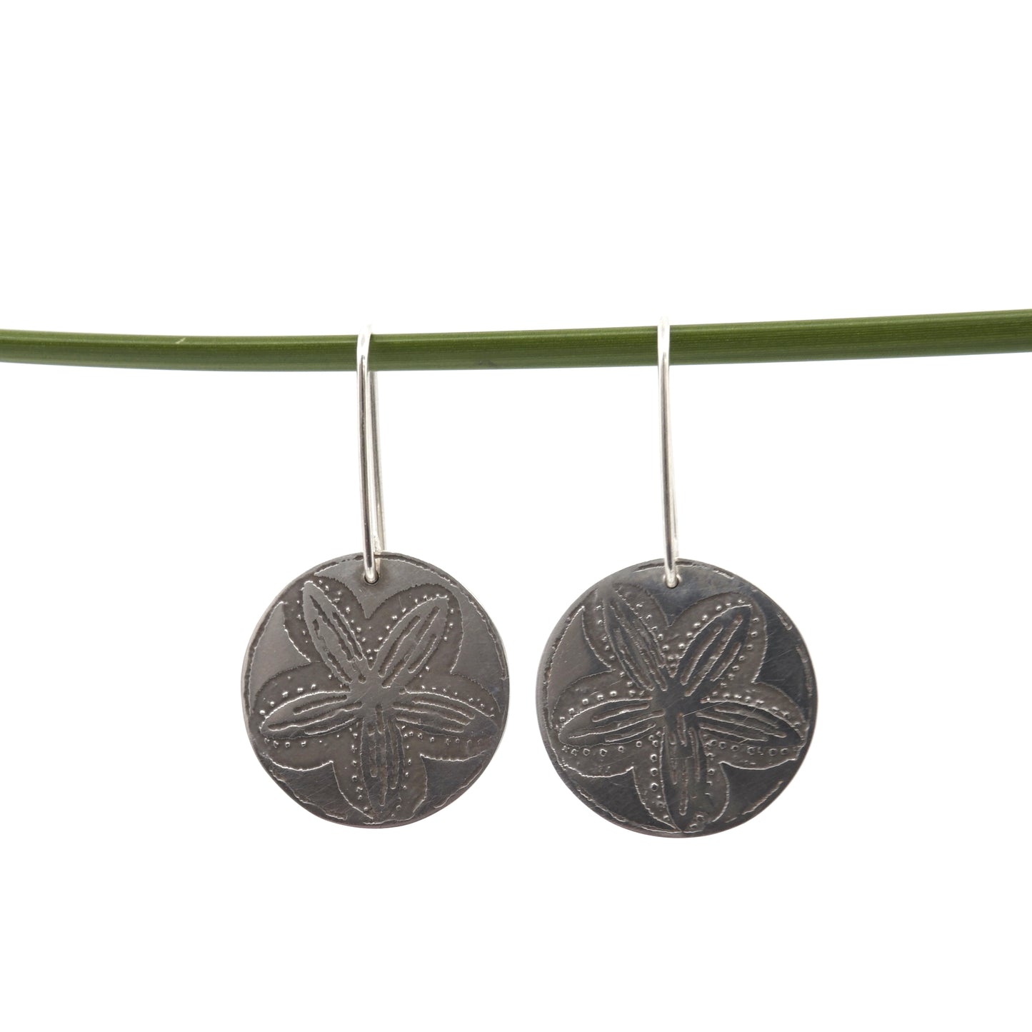Running Marsh Flower Etched Round Sterling Silver Drop Earrings